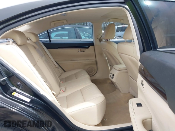 2013 Lexus ES 250 с VIN JTHBK1GG4D2020692, выставлен на аукционе IAAI как лот 41940872 с пробегом 84 522 миль миль и . История ставок и продаж доступна на DreamBid. Изображение 8.