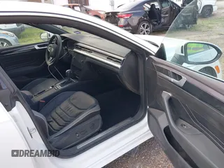 2023 Volkswagen Arteon SEL R-Line с VIN WVWAR7AN1PE014225, выставлен на аукционе IAAI как лот 41916921 с пробегом 18 121 миль миль и . История ставок и продаж доступна на DreamBid. Изображение 5.
