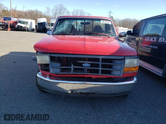 1996 Ford F-150 with VIN 1FTEF14NXTLB76833, listed as a Copart auction lot 82742374 with 250,375 mi miles and Salvage title. Bid and sale history available at DreamBid. Image 5.