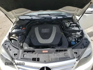 2011 Mercedes-Benz C 300 Sport z VIN WDDGF5EB8BA522981, wystawiony jako Copart lot #62497165 z przebiegiem 108 446 mil mil oraz Szkoda całkowita • Salvage title. Historia ofert i sprzedaży dostępna na DreamBid. Obrazek 11.