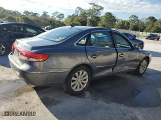 2010 Hyundai Azera GLS with VIN KMHFC4DD5AA484650, listed as a Copart auction lot 46832605 with 206,784 mi miles and Salvage Title. Bid and sale history available at carsss.com. Image 3.