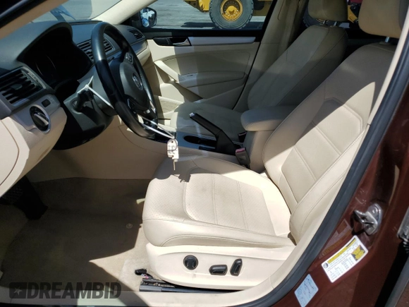 2013 Volkswagen Passat SE with VIN 1VWBN7A39DC123275, listed as a Copart auction lot 58411545 with 79,320 mi miles and Clean title. Bid and sale history available at DreamBid. Image 7.