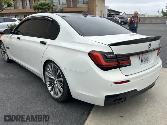 2013 BMW 7 Series 750Li xDrive with VIN WBAYF8C5XDD139832, listed as a IAAI auction lot 42487869 with 149,480 mi miles and . Bid and sale history available at DreamBid. Image 3.