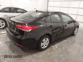 2018 Kia Forte LX with VIN 3KPFK4A78JE175080, listed as a IAAI auction lot 41862412 with 68,346 mi miles. Bid and sale history available at carsss.com. Image 4.