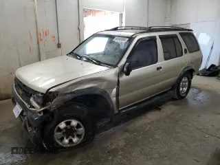 1996 Nissan Pathfinder XE z VIN JN8AR05YXTW052797, wystawiony jako Copart lot #80540584 z przebiegiem 266 530 mil mil oraz Szkoda całkowita • Salvage title. Historia ofert i sprzedaży dostępna na DreamBid. Obrazek 1.
