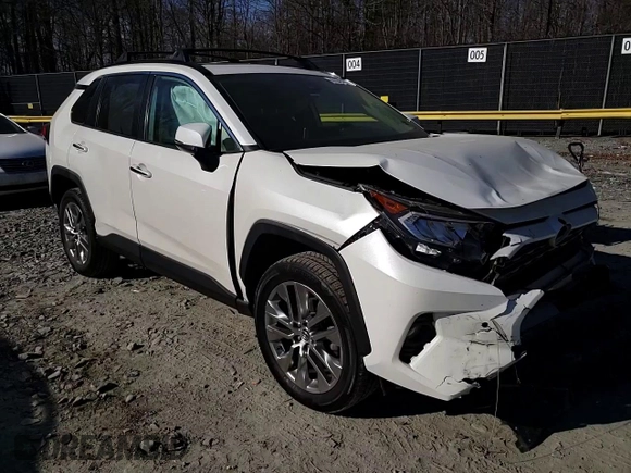 2019 Toyota RAV4 Limited with VIN JTMN1RFV0KD014972, listed as a Copart auction lot 47058435 with 135,395 mi miles and Salvage Title. Bid and sale history available at carsss.com. Image 12.