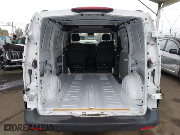 2016 Mercedes-Benz Metris Cargo with VIN WD3PG2EA9G3086998, listed as a IAAI auction lot 42044123 with 100,887 mi miles. Bid and sale history available at carsss.com. Image 17.