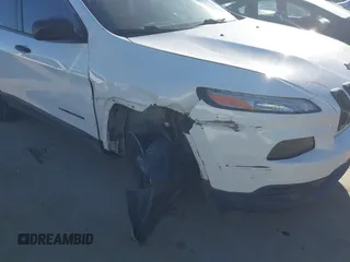2017 Jeep Cherokee Altitude с VIN 1C4PJLAB0HW507745, выставлен на аукционе IAAI как лот 41360572 с пробегом 102 620 миль миль и . История ставок и продаж доступна на DreamBid. Изображение 6.
