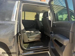 2018 Chevrolet Suburban LT with VIN 1GNSKHKC7JR231877, listed as a Copart auction lot 53403835 with 212,823 mi miles and Clean Title. Bid and sale history available at carsss.com. Image 6.