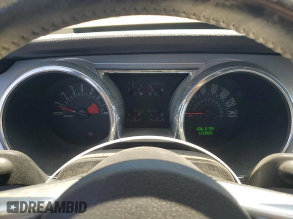 2007 Ford Mustang GT Deluxe with VIN 1ZVHT82H475311629, listed as a Copart auction lot 61920705 with 111,557 mi miles and Clean title. Bid and sale history available at DreamBid. Image 9.