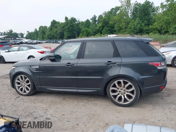 2016 Land Rover Range Rover Sport HSE z VIN SALWR2VF6GA646990, wystawiony jako IAAI lot #42426741 z przebiegiem 178 508 mil mil oraz . Historia ofert i sprzedaży dostępna na DreamBid. Obrazek 15.