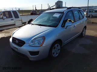 2009 Kia Rondo LX with VIN KNAFG526397251598, listed as a IAAI auction lot 41887875 with 212,074 mi miles. Bid and sale history available at carsss.com. Image 2.