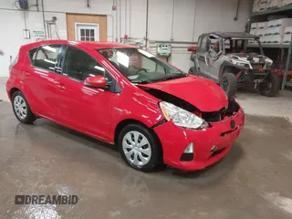2012 Toyota Prius One z VIN JTDKDTB34C1018389, wystawiony jako IAAI lot #41980997 z przebiegiem 139 670 mil mil oraz . Historia ofert i sprzedaży dostępna na DreamBid. Obrazek 1.