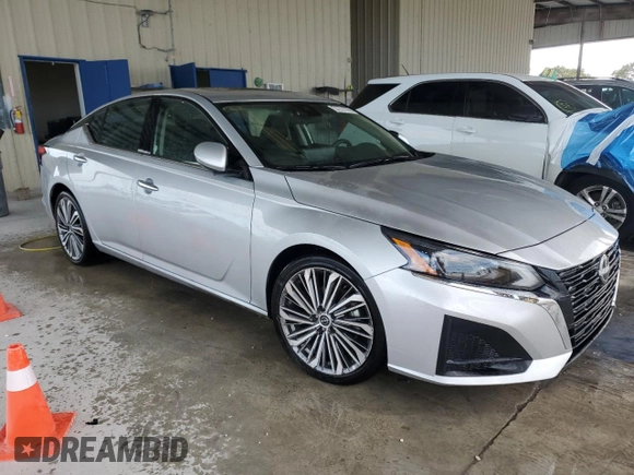 2023 Nissan Altima SL with VIN 1N4BL4EV2PN360224, listed as a Copart auction lot 49089685 with Not Provided miles and Non Repairable. Bid and sale history available at DreamBid. Image 4.