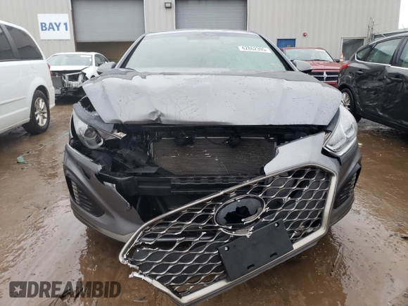 2018 Hyundai Sonata SEL with VIN 5NPE34AFXJH686267, listed as a Copart auction lot 42862395 with 86,241 mi miles and Salvage Title. Bid and sale history available at carsss.com. Image 5.