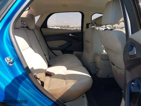 2012 Ford Focus SEL with VIN 1FAHP3H25CL415314, listed as a IAAI auction lot 41849302 with 164,022 mi miles. Bid and sale history available at carsss.com. Image 8.