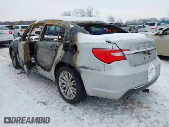 2012 Chrysler 200 Limited with VIN 1C3CCBCG8CN327024, listed as a IAAI auction lot 41298133 with Not Provided miles and . Bid and sale history available at DreamBid. Image 3.