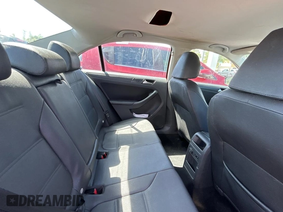 2012 Volkswagen Jetta Sedan SE w/Convenience PZEV with VIN 3VWDP7AJ2CM073110, listed as a Copart auction lot 52216135 with 135,408 mi miles and Clean Title. Bid and sale history available at carsss.com. Image 6.
