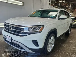 2023 Volkswagen Atlas SE с VIN 1V2HR2CA7PC526108, выставлен на аукционе IAAI как лот 42844449 с пробегом 38 696 миль миль и . История ставок и продаж доступна на DreamBid. Изображение 2.