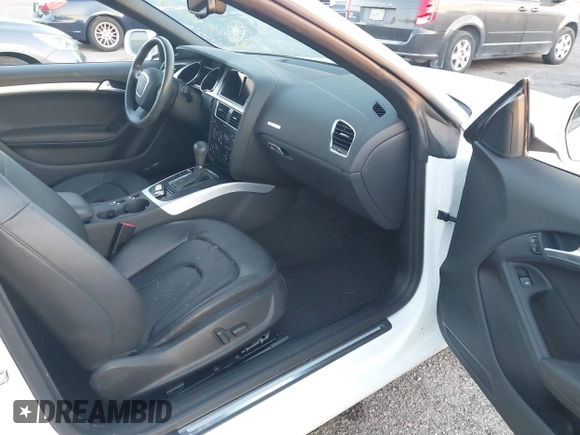 2012 Audi A5 2.0T Premium Plus with VIN WAUJFAFH7CN007652, listed as a IAAI auction lot 40848527 with 9,831 mi miles. Bid and sale history available at carsss.com. Image 5.