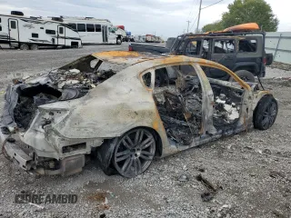 2016 Maserati Quattroporte S Q4 z VIN ZAM56RRA1G1166970, wystawiony jako Copart lot #70644504 z przebiegiem Nie podano mil oraz Szkoda całkowita • Salvage title. Historia ofert i sprzedaży dostępna na DreamBid. Obrazek 3.