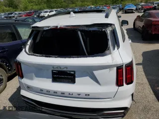 2022 Kia Sorento SX z VIN 5XYRK4LF2NG147639, wystawiony jako Copart lot #50264104 z przebiegiem 49 891 mil mil oraz Szkoda całkowita • Salvage title. Historia ofert i sprzedaży dostępna na DreamBid. Obrazek 6.