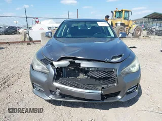 2014 Infiniti Q50 Premium with VIN JN1BV7AR4EM700333, listed as a IAAI auction lot 42109470 with 91,408 mi miles. Bid and sale history available at carsss.com. Image 13.