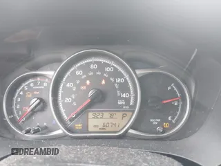 2017 Toyota Yaris L z VIN VNKKTUD32HA078479, wystawiony jako IAAI lot #42431719 z przebiegiem 60 741 mil mil oraz . Historia ofert i sprzedaży dostępna na DreamBid. Obrazek 7.