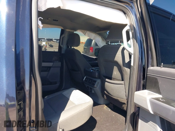 2022 Ford F-150 XL with VIN 1FTFW1E82NKD87353, listed as a IAAI auction lot 41769006 with 69,913 mi miles. Bid and sale history available at carsss.com. Image 8.