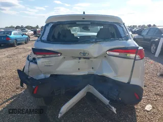 2022 Toyota Corolla Cross L z VIN 7MUAAAAG1NV024532, wystawiony jako IAAI lot #41887286 z przebiegiem 47 102 mil mil oraz . Historia ofert i sprzedaży dostępna na DreamBid. Obrazek 17.