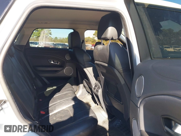 2019 Land Rover Range Rover Evoque SE with VIN SALVP2RX2KH352197, listed as a IAAI auction lot 41202036 with 109,212 mi miles. Bid and sale history available at carsss.com. Image 8.
