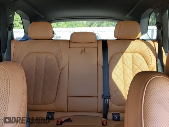 2023 BMW X5 xDrive40i with VIN 5UXCR6C04P9P15644, listed as a Copart auction lot 60710885 with 49,077 mi miles and Salvage title. Bid and sale history available at DreamBid. Image 10.