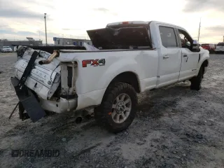 2017 Ford F-250 Lariat with VIN 1FT7W2BT6HED83358, listed as a Copart auction lot 32676022 with Not provided miles and Salvage title. Bid and sale history available at DreamBid. Image 4.