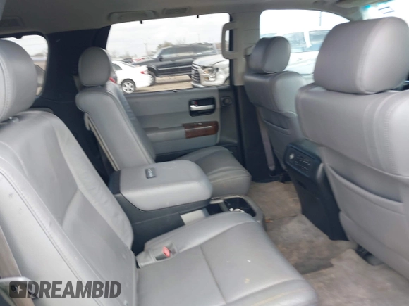 2008 Toyota Sequoia Platinum with VIN 5TDBY67A98S017696, listed as a IAAI auction lot 41499083 with 274,117 mi miles. Bid and sale history available at carsss.com. Image 8.