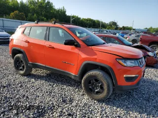 2018 Jeep Compass Sport с VIN 3C4NJDAB7JT441347, выставлен на аукционе Copart как лот 64391845 с пробегом 118 739 миль миль и Списание • Salvage title. История ставок и продаж доступна на DreamBid. Изображение 4.