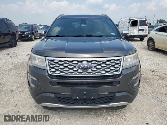 2017 Ford Explorer Platinum с VIN 1FM5K8HT8HGC20790, выставлен на аукционе Copart как лот 55330035 с пробегом 131 810 миль миль и Чистый • Clean title. История ставок и продаж доступна на DreamBid. Изображение 5.