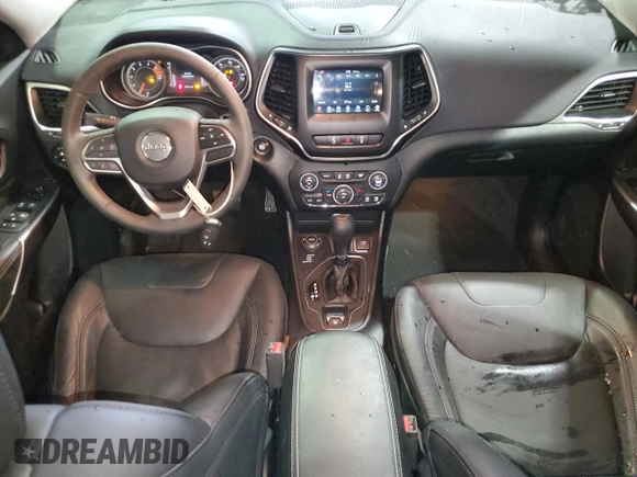 2021 Jeep Cherokee Latitude Lux z VIN 1C4PJMMXXMD240066, wystawiony jako Copart lot #88514725 z przebiegiem 19 713 mil mil oraz Szkoda całkowita • Salvage title. Historia ofert i sprzedaży dostępna na DreamBid. Obrazek 8.