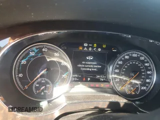 2019 Bentley Bentayga V8 z VIN SJAAM2ZV9KC024755, wystawiony jako Copart lot #46757605 z przebiegiem 26 951 mil mil oraz Szkoda całkowita • Salvage title. Historia ofert i sprzedaży dostępna na DreamBid. Obrazek 9.