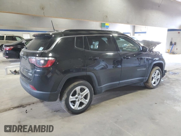 2023 Jeep Compass Latitude with VIN 3C4NJDBN0PT500577, listed as a Copart auction lot 47490255 with 19,984 mi miles and Salvage Title. Bid and sale history available at DreamBid. Image 3.