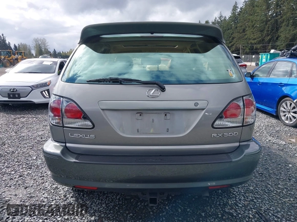 2003 Lexus RX 300 with VIN JTJHF10U630315106, listed as a IAAI auction lot 42012917 with 152,267 mi miles. Bid and sale history available at carsss.com. Image 15.