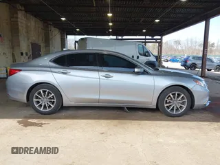 2018 Acura TLX with VIN 19UUB1F33JA008710, listed as a IAAI auction lot 41772704 with 111,533 mi miles and . Bid and sale history available at DreamBid. Image 13.