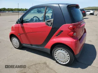 2009 Smart fortwo Pure with VIN WMEEJ31X49K322711, listed as a Copart auction lot 58749945 with 58,919 mi miles and Clean title. Bid and sale history available at DreamBid. Image 2.