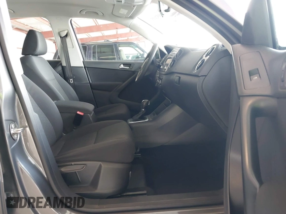 2012 Volkswagen Tiguan SEL with VIN WVGAV7AX1CW004744, listed as a IAAI auction lot 41924952 with 100,964 mi miles and . Bid and sale history available at DreamBid. Image 5.
