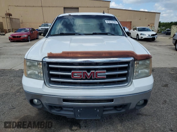 2012 GMC Sierra 1500 SLE z VIN 3GTP2VE73CG113744, wystawiony jako Copart lot #61213795 z przebiegiem 241 167 mil mil oraz Czysty tytuł • Clean title. Historia ofert i sprzedaży dostępna na DreamBid. Obrazek 5.