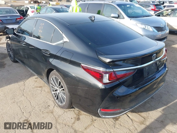 2023 Lexus ES with VIN 58ADA1C10PU026937, listed as a IAAI auction lot 41924903 with 135,947 mi miles. Bid and sale history available at carsss.com. Image 3.