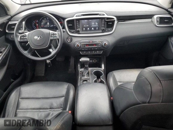 2019 Kia Sorento EX z VIN 5XYPHDA53KG457567, wystawiony jako Copart lot #57665945 z przebiegiem 150 392 mil mil oraz Czysty tytuł • Clean title. Historia ofert i sprzedaży dostępna na DreamBid. Obrazek 8.