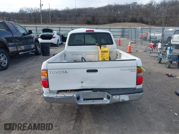 2002 Toyota Tacoma z VIN 5TEVL52N52Z079509, wystawiony jako IAAI lot #41371588 z przebiegiem 220 579 mil mil oraz . Historia ofert i sprzedaży dostępna na DreamBid. Obrazek 16.