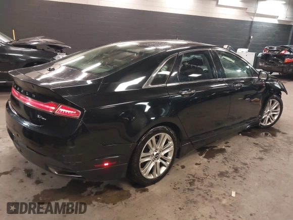 2016 Lincoln MKZ with VIN 3LN6L2JK2GR603504, listed as a IAAI auction lot 41020438 with 119,648 mi miles and . Bid and sale history available at DreamBid. Image 4.