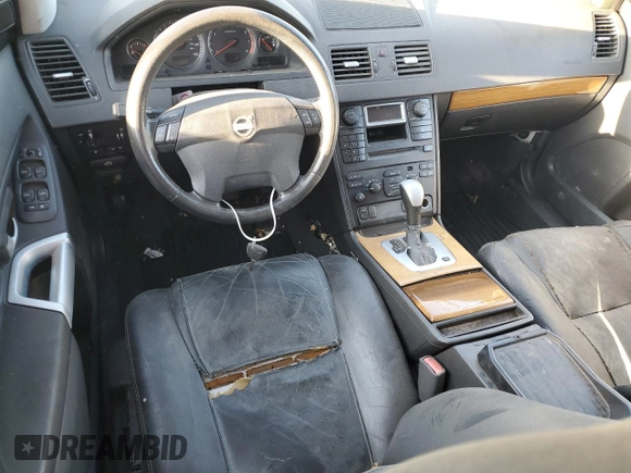 2004 Volvo XC90 with VIN YV1CM59H841060450, listed as a Copart auction lot 68867194 with 238,055 mi miles and Clean Title. Bid and sale history available at carsss.com. Image 8.