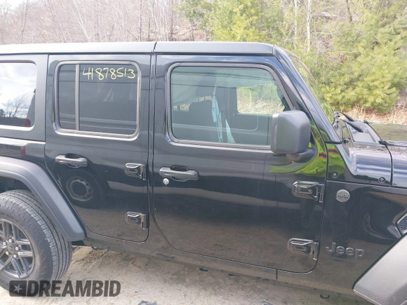 2024 Jeep Wrangler Sport S z VIN 1C4PJXDNXRW253072, wystawiony jako IAAI lot #41878513 z przebiegiem 15 976 mil mil oraz . Historia ofert i sprzedaży dostępna na DreamBid. Obrazek 14.